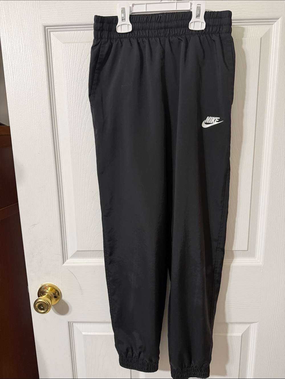 Nike Black Kids Jogger Sweatpants with White Logo (Size M)
